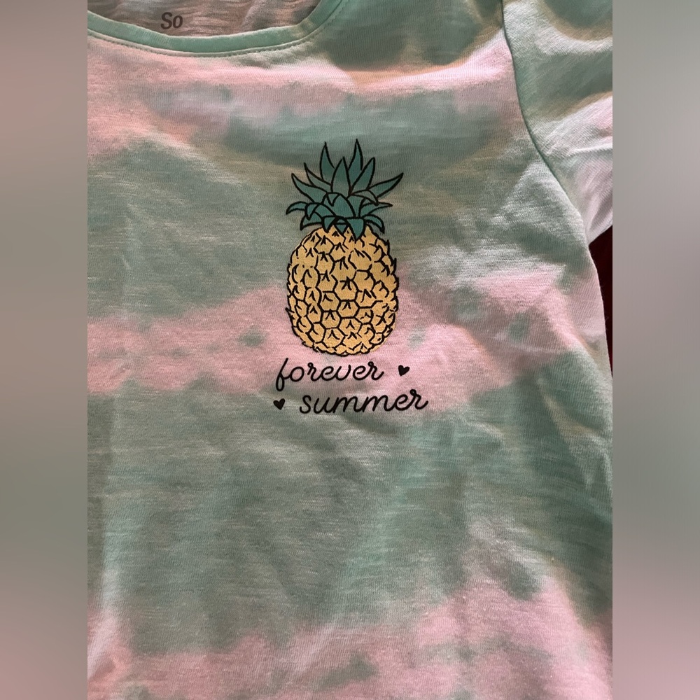 NEW Girls S(7) summer tee from Kohl’s laundered but never worn